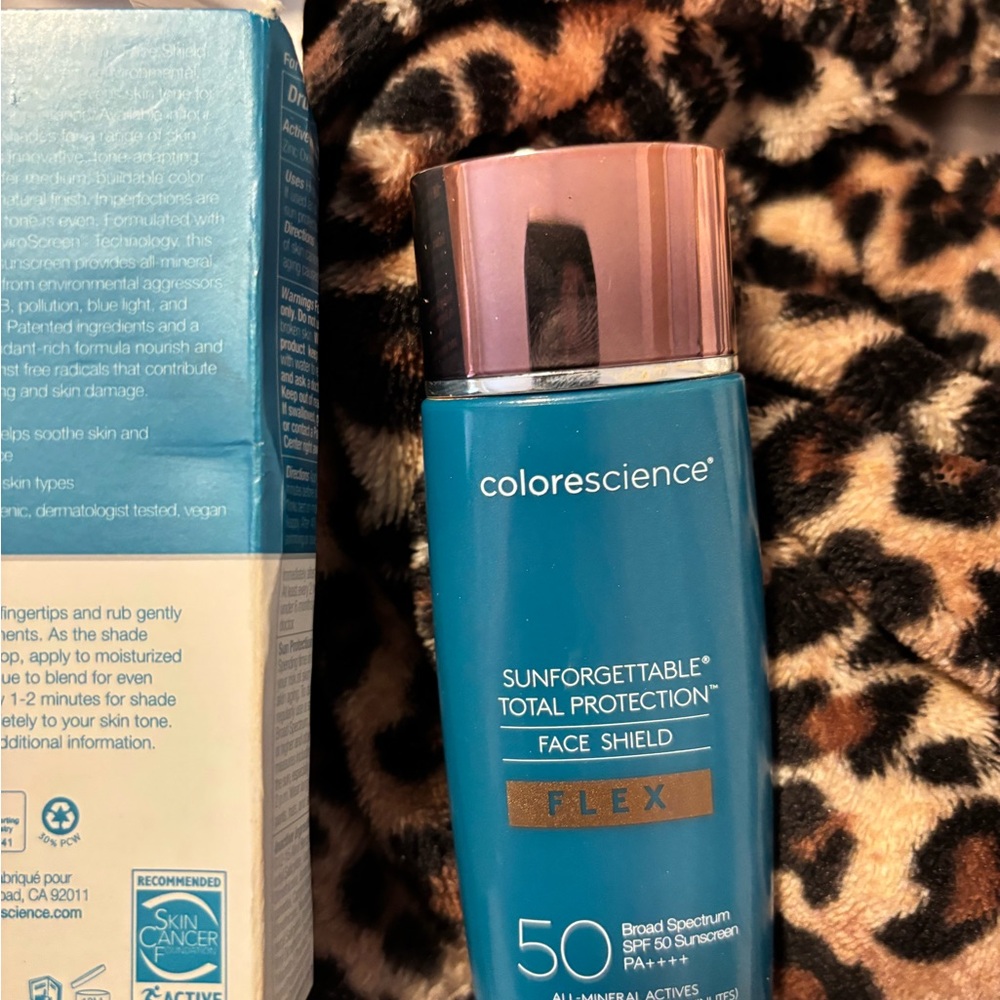 Sunforgettable Total Protection Face Shield SPF 50 - Blue